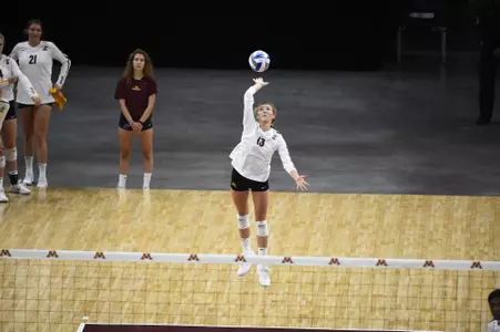 Volleyball vs Florida State during the BIG TEN/ACC Challenge at Target Center Friday, August 24, 2018.  (Photo/Craig Lassig)