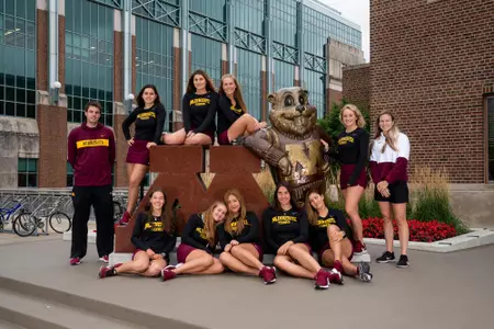 2019-20 Women's Tennis Team