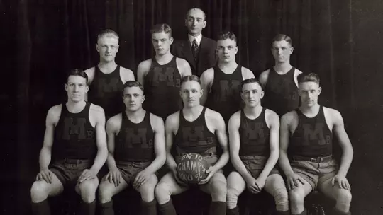1918-19 Basketball