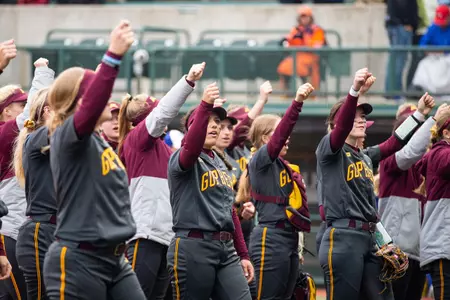Gopher Softball vs Tulsa