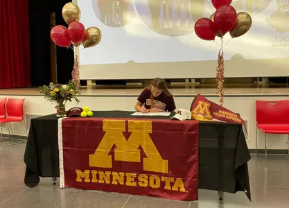 Aiva Schmitz Signing