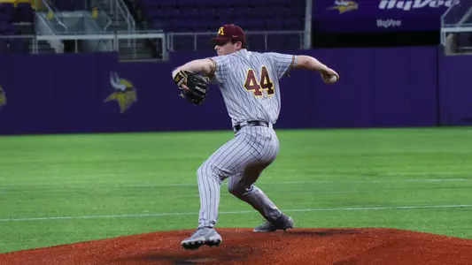 Sam Ireland (pitching)