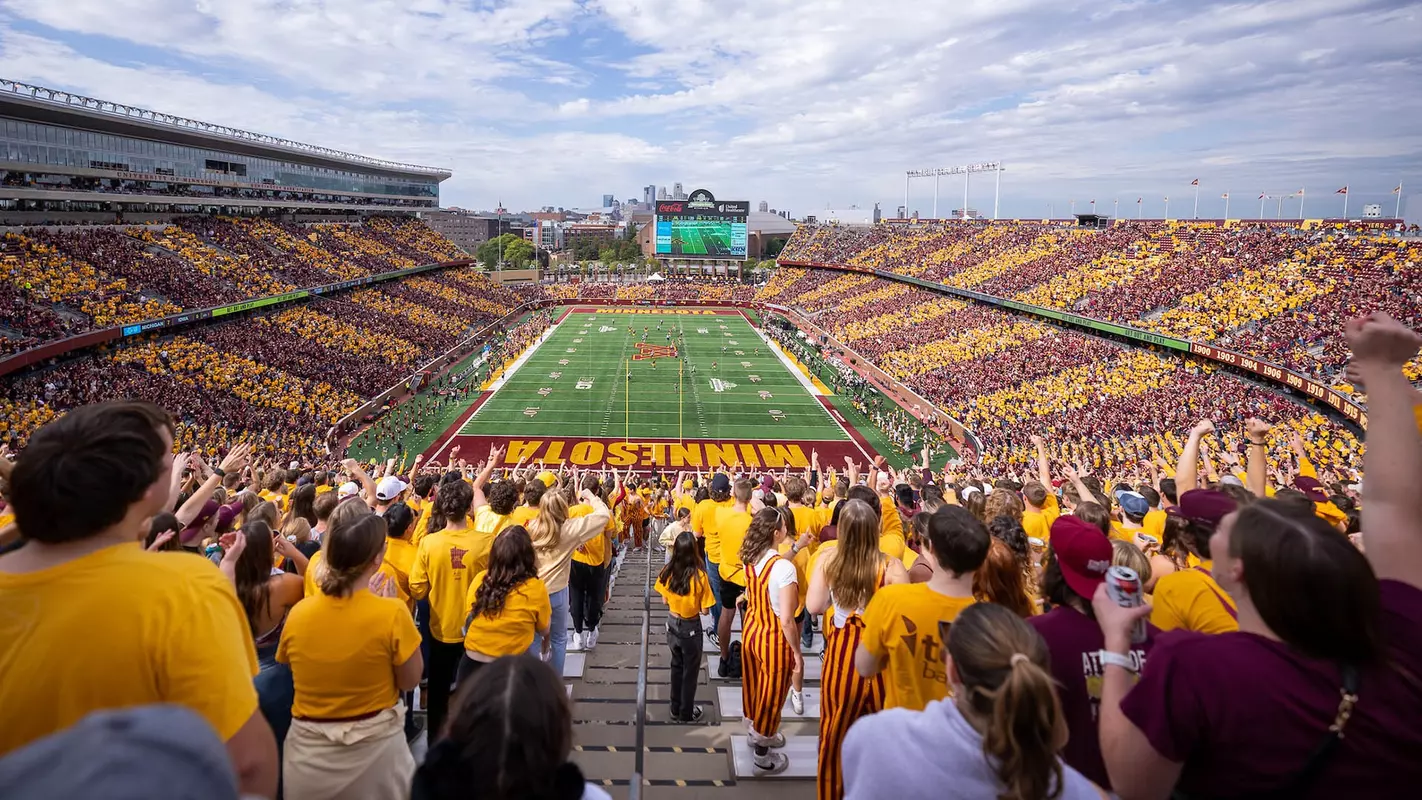 overall, fans, stripe out