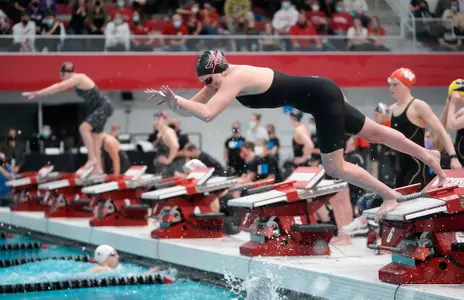 McGinty Jordan swimming in the Women 400 Yard Freestyle Relay. 
The University of Minnesota Swimming team competing in the Big Ten Women's Swimming and Diving Championships Saturday, Feb. 19, 2022 at the Soderholm Family Aquatic Center on the University of Wisconsin Campus.   Photo Steve Apps