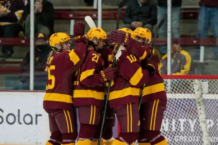 Gophers vs. UST