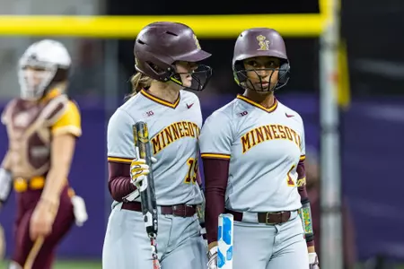 Delanie Cox, Breezy Burnett