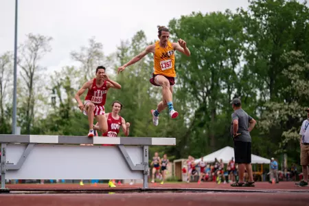 wilkinson running the steeplechase at the 2023 big ten championships