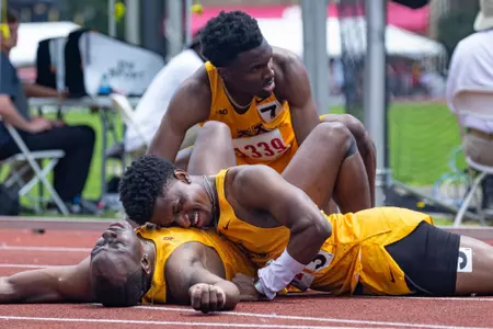 Hosten Carlon, Benjamin Kion, Augustine Devin