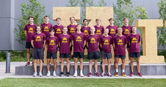 xc men's team photo 2023
