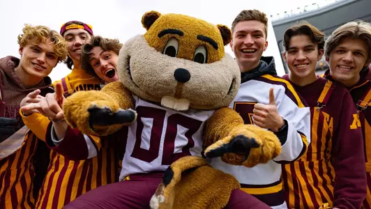 Goldy Gopher, fans