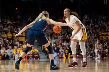 battle vs uconn in 2023