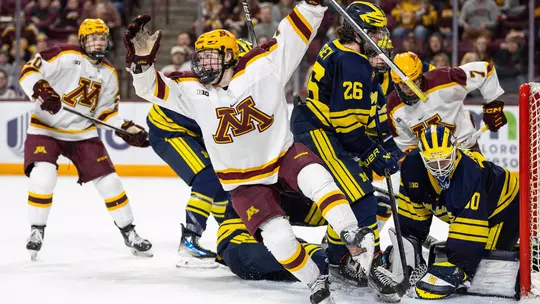Moore Oliver, goal, celebration