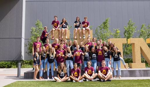 2023 cross country combined team photo