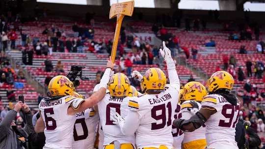 Eastern_Deven, axe, Baranowski_Maverick