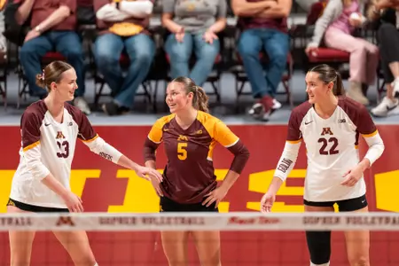 Kinney_Kelly, Garr_McKenna, Hanson_Julia