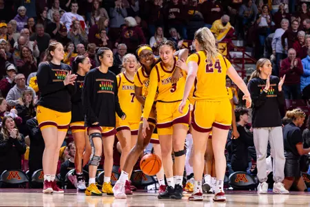 Battle_Amaya, team, celebration