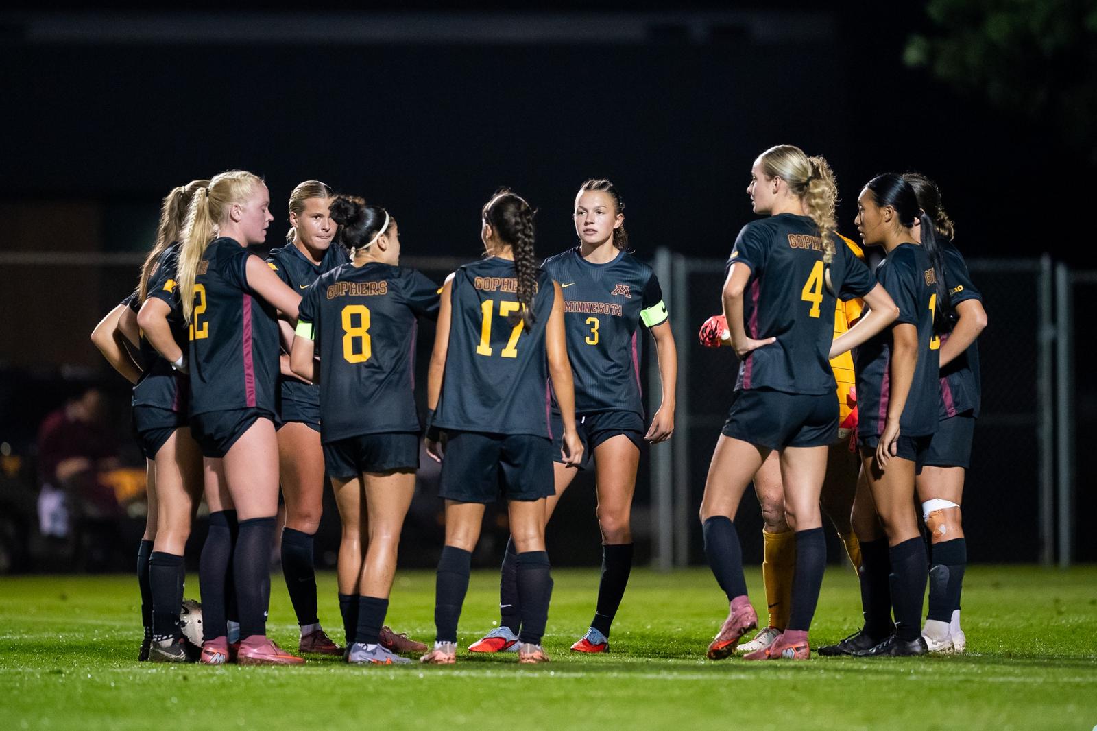 Minnesota, Oregon Play to Scoreless Draw in Eugene
