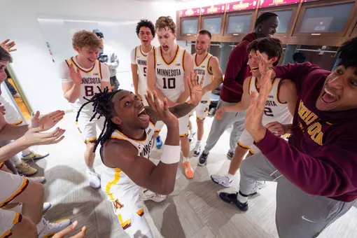 Reynolds_Langston, locker room