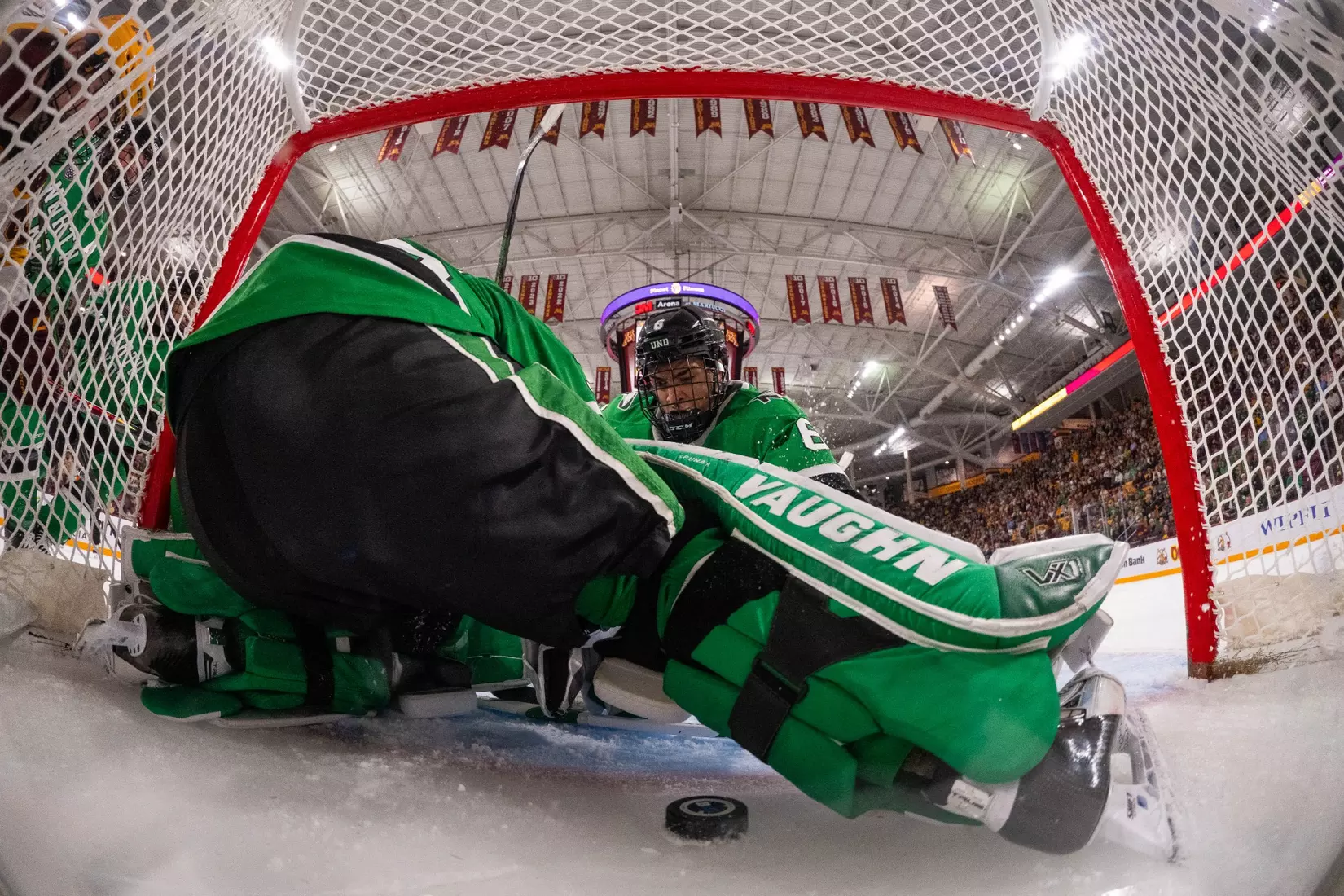 UND goal
