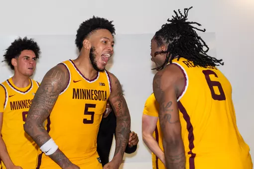 Crocker-Johnson_Jaylen, Reynolds_Langston, locker room