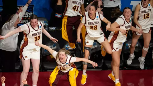 Bershers_Zoey, Senden_Brynn, Klick_Kennedy, celebration