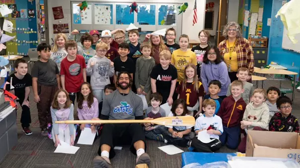 students with Anthony Smith