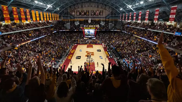 Fans, Williams Arena, NCAA Tournament