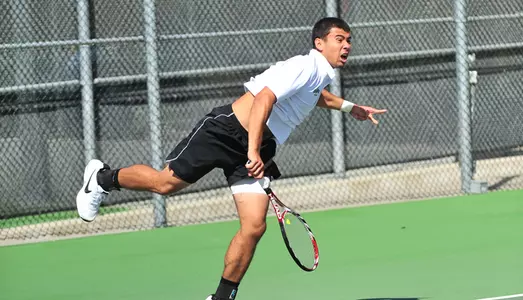 Men's Tennis Players Advance at Southwest Regional Image
