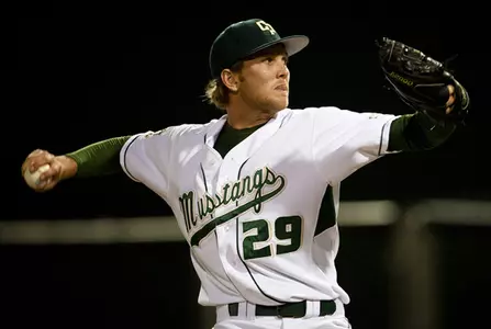 Cal Poly, No. 15 UCLA Split Monday Doubleheader Image