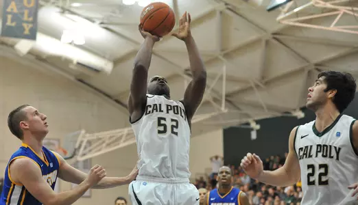 Three-Pointer Lifts UCSB Men's Basketball Over Cal Poly, 58-57 Image