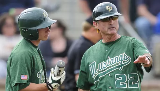 Cal Poly Baseball Unleashes 22-Hit Attack in 14-3 Victory Over Alumni Image