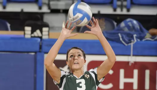 No. 2 Texas Defeats Mustangs, 3-0 Image