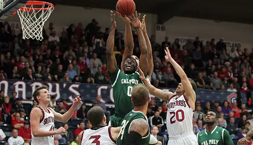 Mustang Men's Basketball Team Outdistanced at Saint Mary's Image