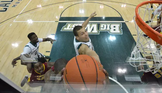 Cal Poly Falls to Cal State Fullerton, 67-59 Image