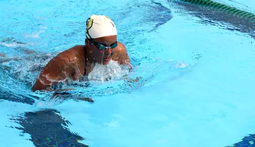 De Peralta Wins Queen Title for Cal Poly; Mackle, Nguyen Tie as Kings Image