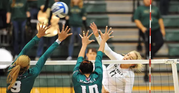 UC Davis Rallies for Four-Set Win Over Cal Poly on Tuesday Night Image
