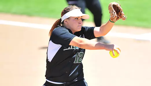 Hyland, Ceccacci Help Deliver Extra-Inning Victory versus Oregon State Image