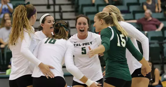 Cal Poly Wins Five-Set Thriller at Fresno State, Remains Unbeaten Image
