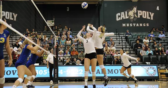Mustangs Sweep UC Riverside 3-0 Image