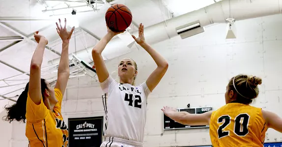 Gilbert Matches Career High in Cal Poly 73-46 Win Over North Dakota State Image