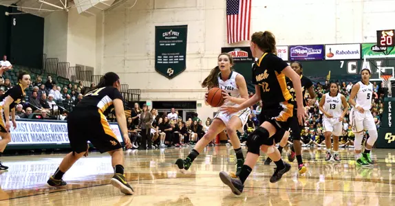 Long Beach State Rallies to Edge Cal Poly 61-56 Image