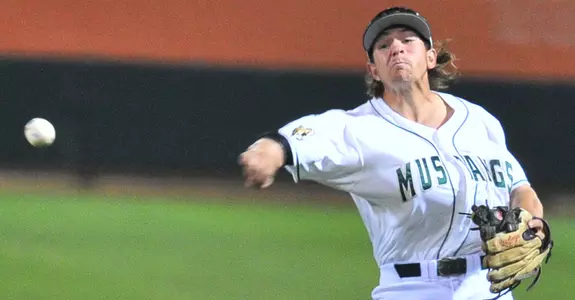 Santa Clara Earns 10-1 Midweek Victory Over Cal Poly Image