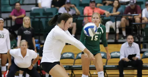 Mustang Volleyball Goes 3-0 at Sacramento State Invitational Image