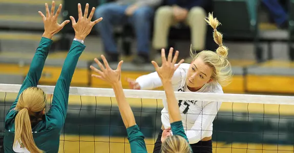 Mustangs Complete Comeback to Defeat Hawai'i in Five Sets Image