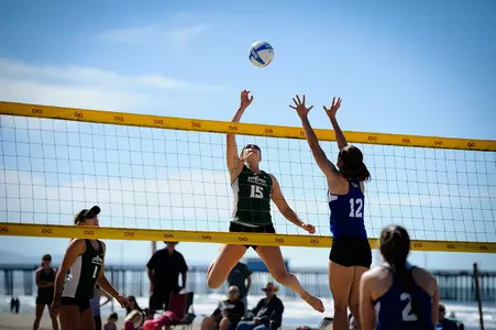 Mustang Beach Volleyball Hits the Road to Los Angeles Image