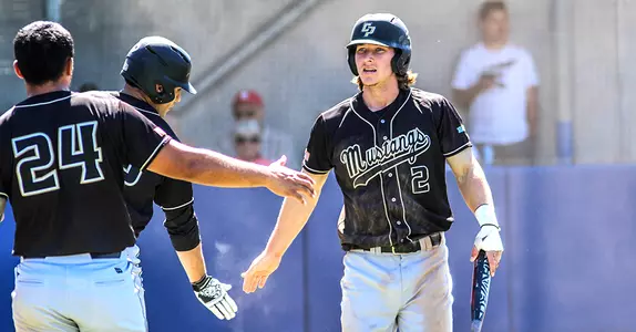Cal Poly Clinches Blue-Green Rivalry Series Against UCSB With 7-4 Victory Image