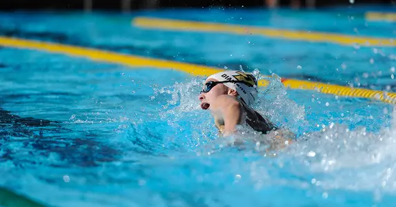 Diamond, Feick Lead Cal Poly in First Meet of the Season Image