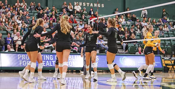 No. 12 Mustangs Beat 49ers 3-1, Off to Best Start in Program History Image