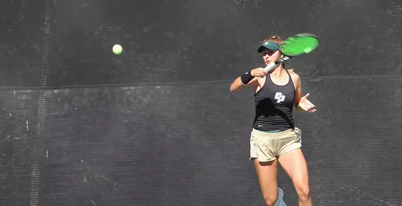 Women's Tennis' Olyphant, Bouquet and Ackerman Record Wins at SMC Invitational Image