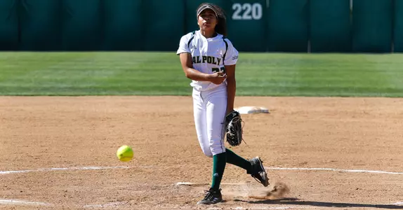 Casper's Complete-Game Win Helps Cal Poly to Split on Final Day Image